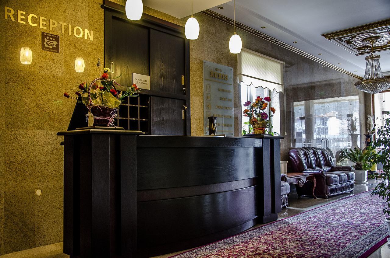 Rubis Hotel Rudozem Экстерьер фото