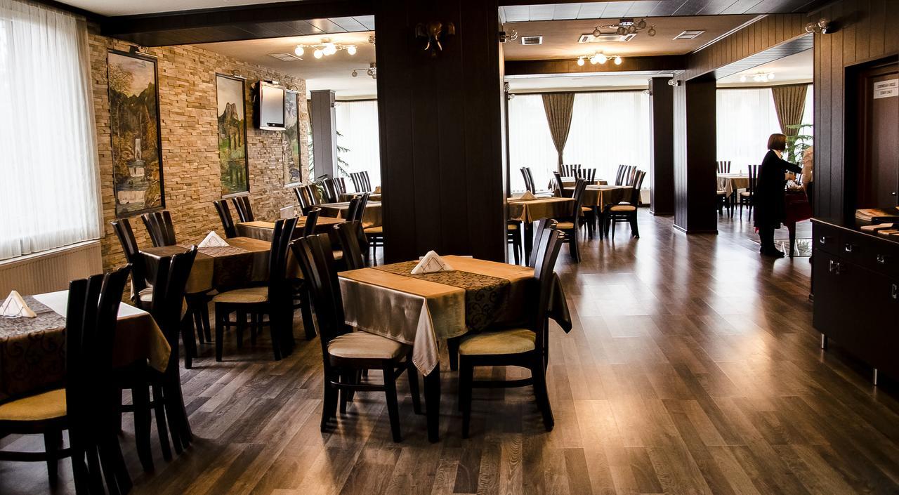 Rubis Hotel Rudozem Экстерьер фото